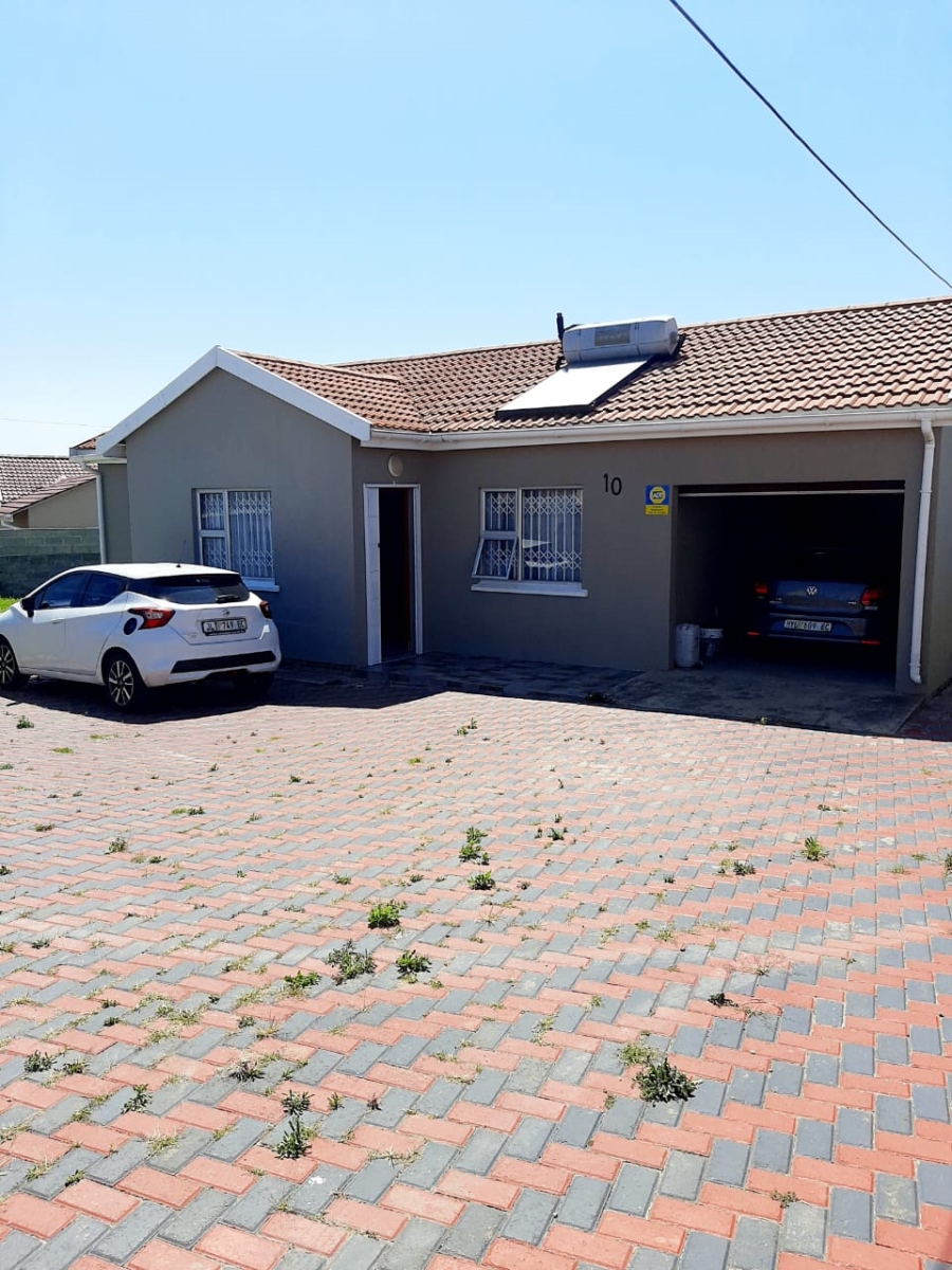 3 Bedroom Property for Sale in Haven Hills Eastern Cape